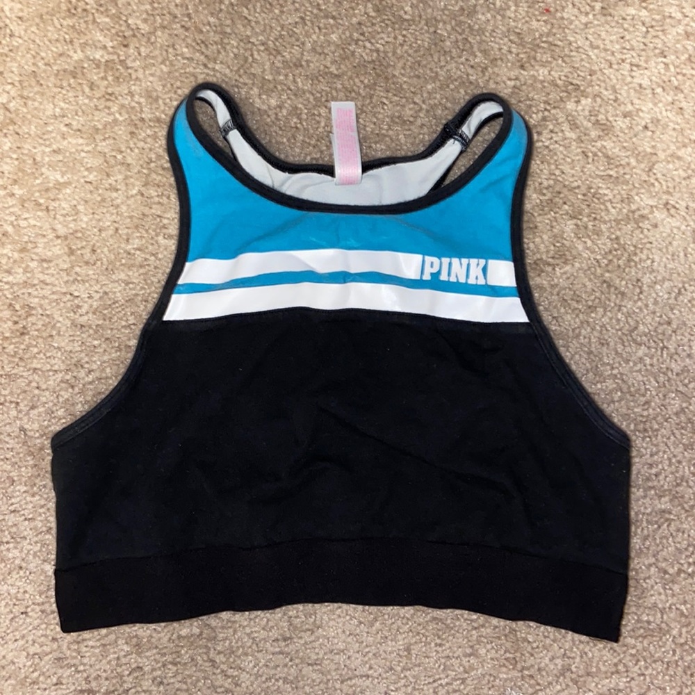 pink sports bra